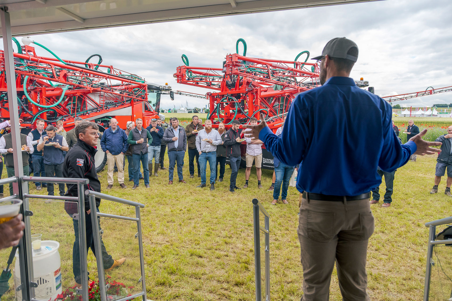 brian finstrom addressing cereals crowd